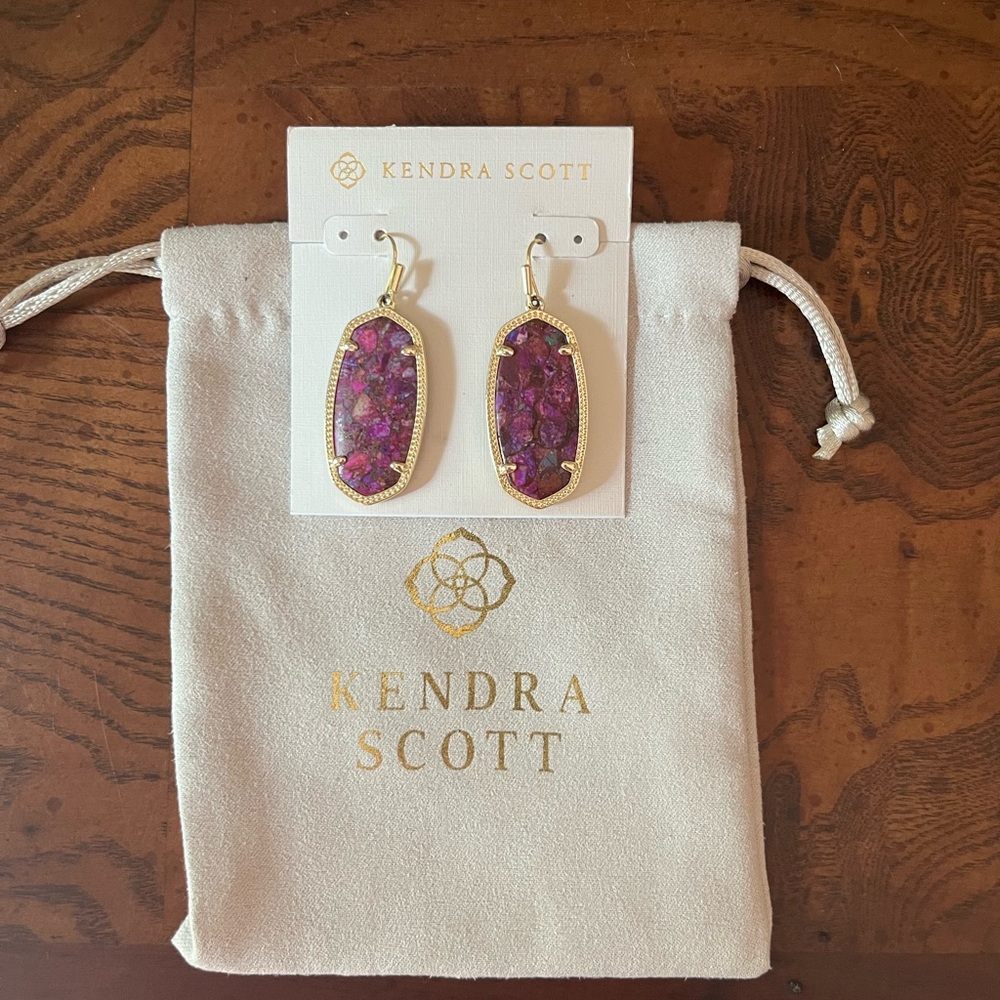 Kendra Scott earrings in purple 💜💜💜